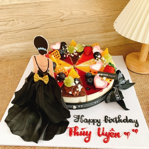 Mẫu bánh kem hot 8/3