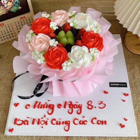 Mẫu bánh kem hot 8/3