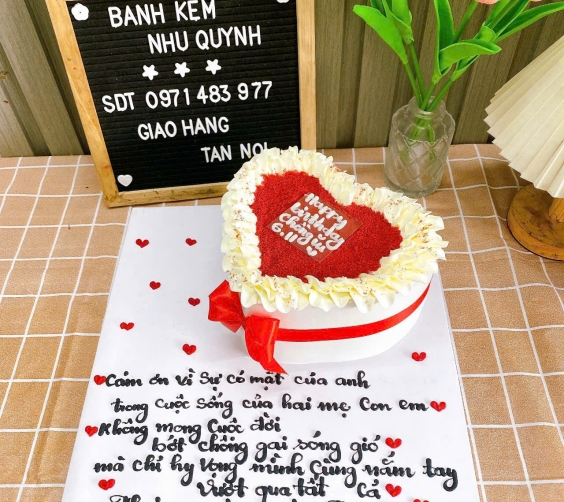 Bánh chúc mừng kỷ niệm tình yêu 
