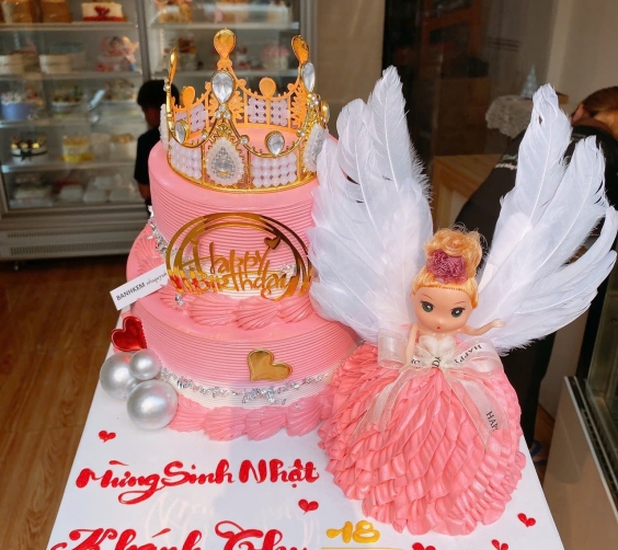 Bánh chúc mừng sinh nhật cô gái thiên thần 