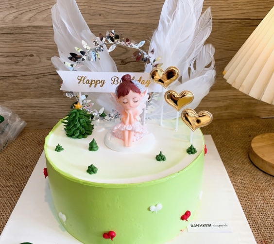 Bánh chúc mừng sinh nhật thiên thần nhỏ 
