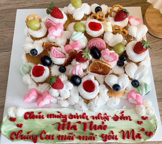 Bánh kem chúc mừng sinh nhật mẹ