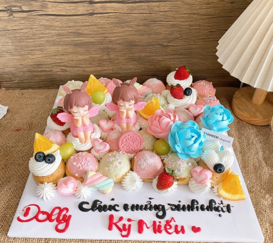 Bánh kem chúc mừng baby