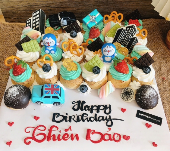Bánh kem chúc mừng bảo yêu