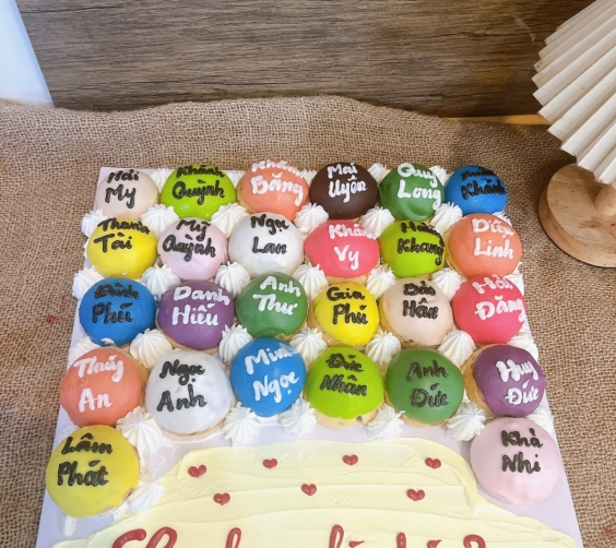 Bánh kem liên hoan cuối năm