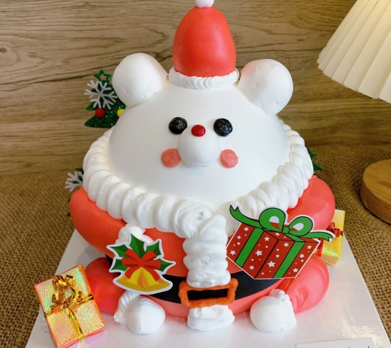 Bánh kem hình noel cho bé