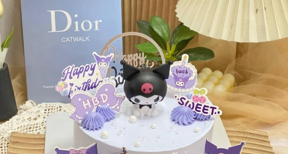 𝐌𝐚̂̃𝐮 𝐛𝐚́𝐧𝐡 𝐊𝐮𝐫𝐨𝐦𝐢 của các bé vẫn còn đang hot tại nhà Như Quỳnh đây ạ